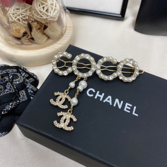 CHANEL 2022SS Summer outfit protagonist hair ornament CHANEL 2022SS Summer outfit protagonist hair ornament