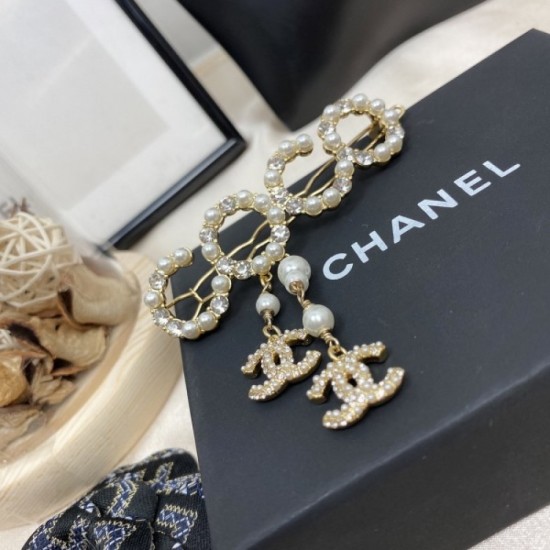 CHANEL 2022SS Summer outfit protagonist hair ornament CHANEL 2022SS Summer outfit protagonist hair ornament