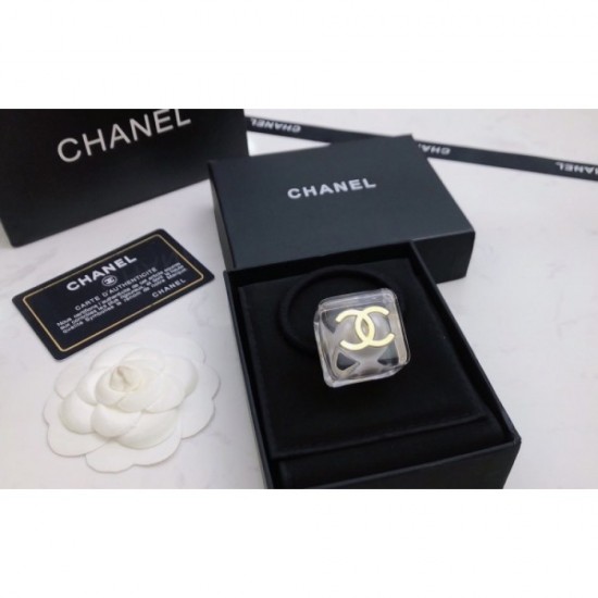 CHANEL 2022SS Hair ornament with a strong presence every season CHANEL 2022SS Hair ornament with a strong presence every season