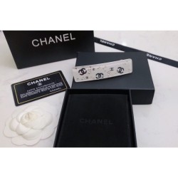 CHANEL 2022SS New hair ornament that is extremely popular
