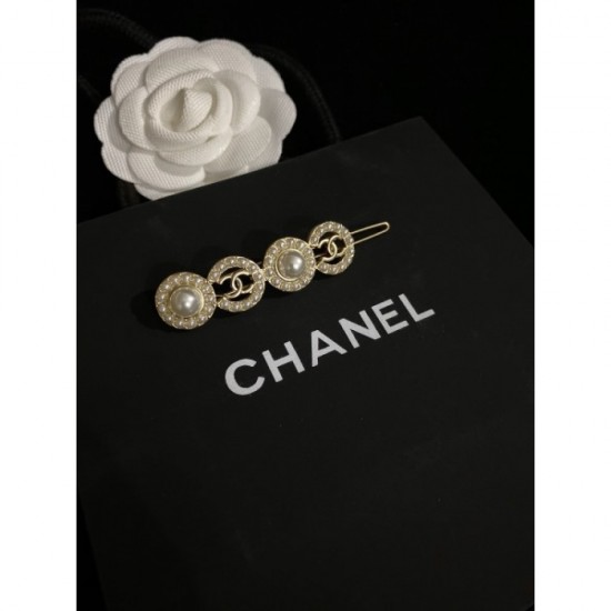 CHANEL 2022SS New masterpiece hair ornament with high call CHANEL 2022SS New masterpiece hair ornament with high call