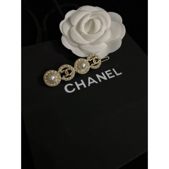 CHANEL 2022SS New masterpiece hair ornament with high call CHANEL 2022SS New masterpiece hair ornament with high call