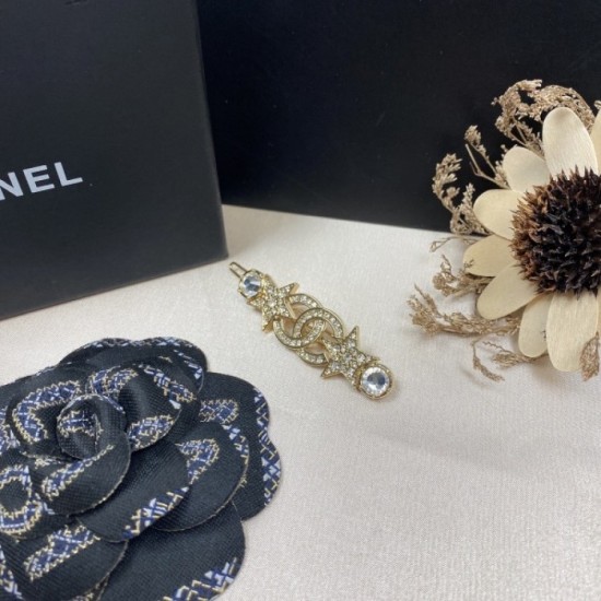 CHANEL 2022SS New hair ornaments to be taken for granted this summer CHANEL 2022SS New hair ornaments to be taken for granted this summer
