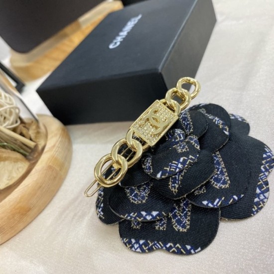 CHANEL 2022SS New hair ornaments this summer that you can't miss CHANEL 2022SS New hair ornaments this summer that you can't miss