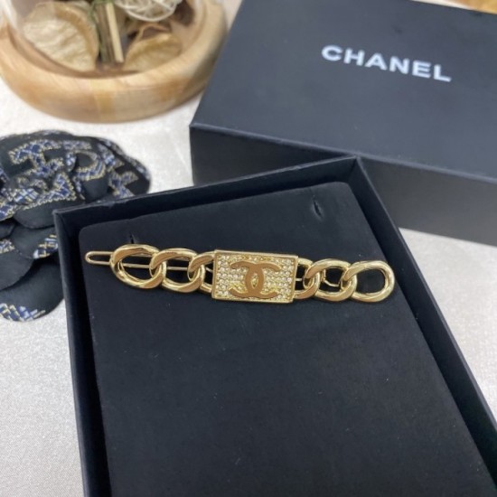 CHANEL 2022SS New hair ornaments this summer that you can't miss CHANEL 2022SS New hair ornaments this summer that you can't miss