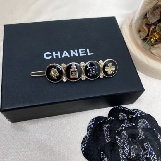CHANEL 2022SS An indispensable item for this summer Hair ornaments CHANEL 2022SS An indispensable item for this summer Hair ornaments