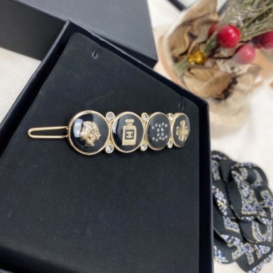 CHANEL 2022SS An indispensable item for this summer Hair ornaments CHANEL 2022SS An indispensable item for this summer Hair ornaments