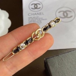 A playful item CHANEL Chanel 2022AW hairpin