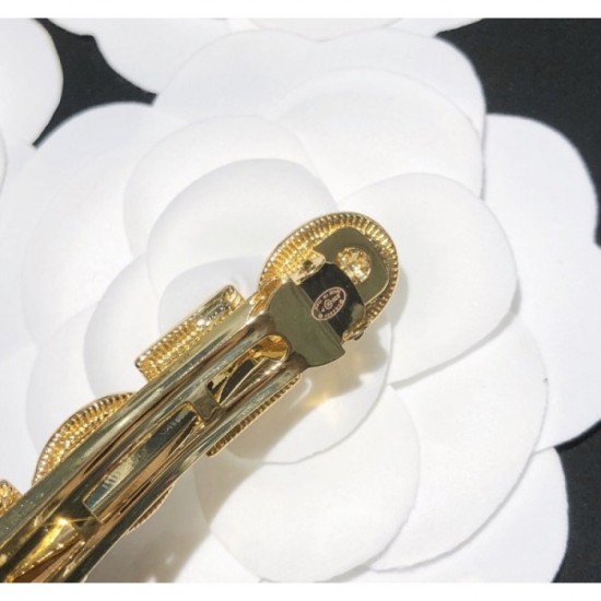 This fall/winter pre-sale new item CHANEL Chanel 2022AW hairpin This fall/winter pre-sale new item CHANEL Chanel 2022AW hairpin
