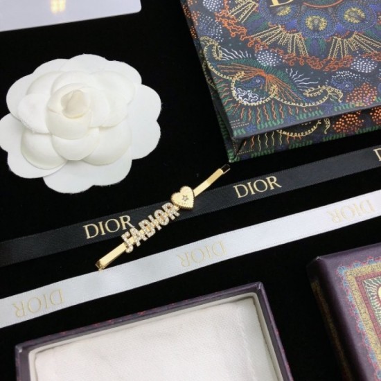DIOR Dior 2022SS Notable hair ornaments this spring and summer DIOR Dior 2022SS Notable hair ornaments this spring and summer