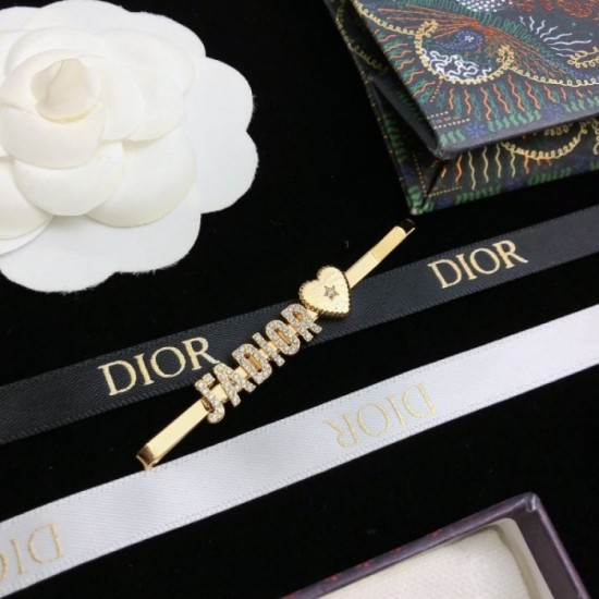 DIOR Dior 2022SS Notable hair ornaments this spring and summer DIOR Dior 2022SS Notable hair ornaments this spring and summer