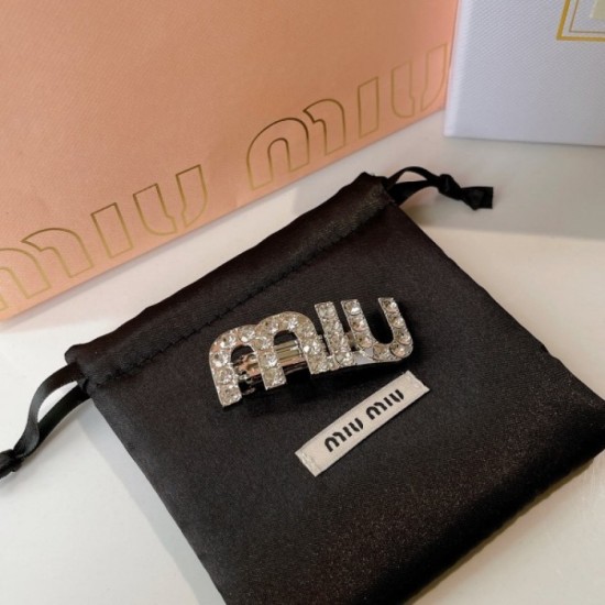 MIU MIU 2022SS Hair ornaments Styles that can be used for the summer MIU MIU 2022SS Hair ornaments Styles that can be used for the summer