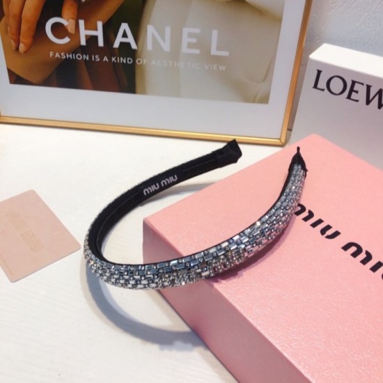 MIU MIU 2022SS Hair ornaments Popular new items celebrating this summer MIU MIU 2022SS Hair ornaments Popular new items celebrating this summer