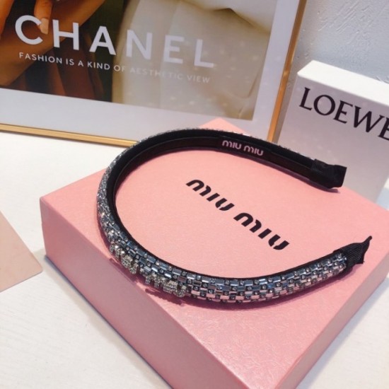 MIU MIU 2022SS Hair ornaments Popular new items celebrating this summer MIU MIU 2022SS Hair ornaments Popular new items celebrating this summer