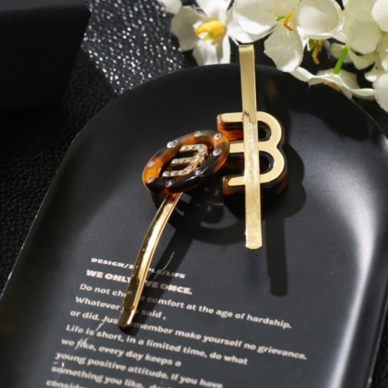 MIU MIU Miu Miu 2022SS Hair ornaments New work this summer that gathers eyes MIU MIU Miu Miu 2022SS Hair ornaments New work this summer that gathers eyes