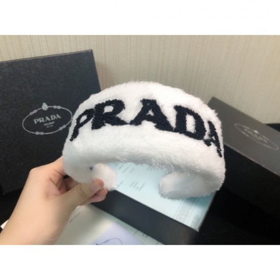 PRADA Prada 2022SS Hair ornaments Spring / Summer new release PRADA Prada 2022SS Hair ornaments Spring / Summer new release