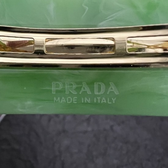 PRADA Prada 2022SS Hair ornaments New summer-like appearance PRADA Prada 2022SS Hair ornaments New summer-like appearance
