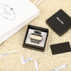 Brand PRADA Prada 2022AW hairpin which is popular this season