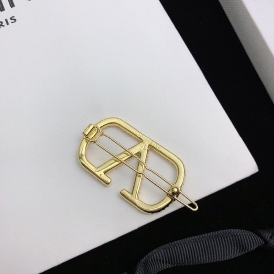 VALENTINO 2022SS Hair ornaments New spring and summer popular every year VALENTINO 2022SS Hair ornaments New spring and summer popular every year