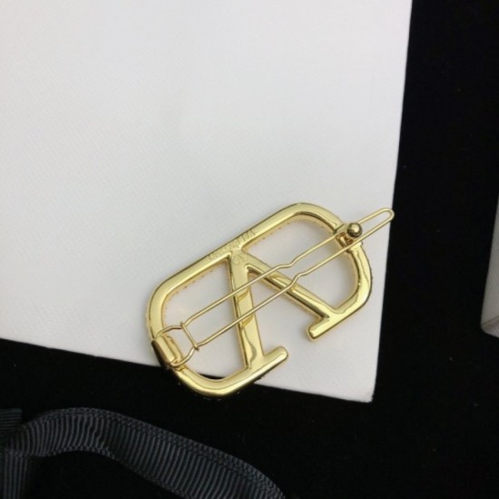 VALENTINO 2022SS Hair ornaments New spring and summer popular every year VALENTINO 2022SS Hair ornaments New spring and summer popular every year