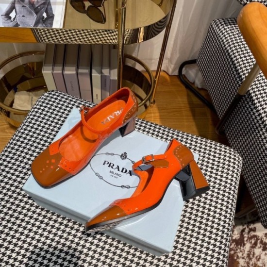 In stock on hand 2022SS PRADA Prada high heels used by overseas celebrities In stock on hand 2022SS PRADA Prada high heels used by overseas celebrities