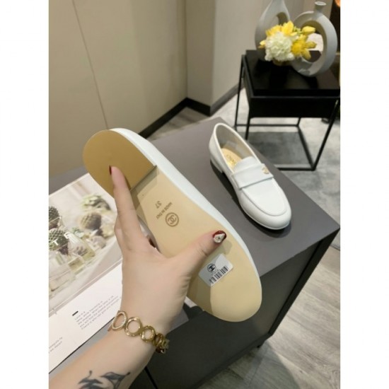 Style that can be used habitually for a long time this summer 2022SS CHANEL Chanel loafers Style that can be used habitually for a long time this summer 2022SS CHANEL Chanel loafers