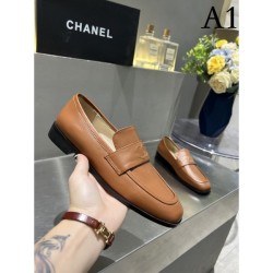 This season's trend item 2022SS CHANEL Chanel loafers