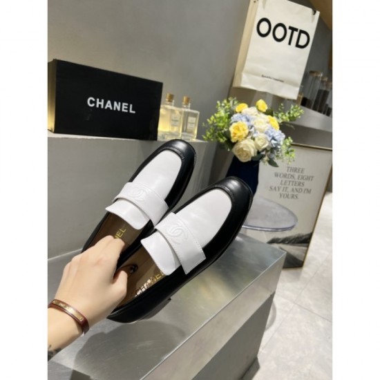 This season's trend item 2022SS CHANEL Chanel loafers This season's trend item 2022SS CHANEL Chanel loafers