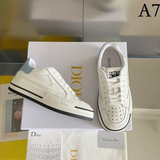 Casual shoes 2022SS DIOR Dior to liven up the summer mood Casual shoes 2022SS DIOR Dior to liven up the summer mood