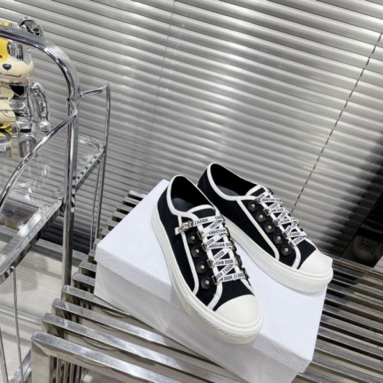 Both are popular casual shoes 2022SS DIOR Dior Both are popular casual shoes 2022SS DIOR Dior