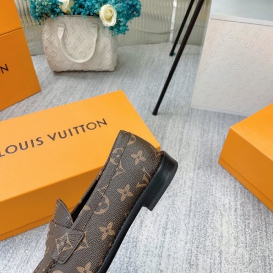 Spring / Summer Limited Collection Loafers 2022SS LOUIS VUITTON Louis Vuitton Spring / Summer Limited Collection Loafers 2022SS LOUIS VUITTON Louis Vuitton