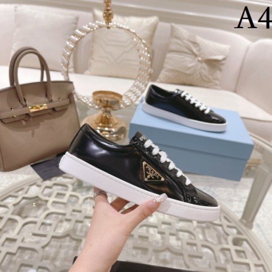 Casual shoes that look cooler than they look 2022SS PRADA Prada Casual shoes that look cooler than they look 2022SS PRADA Prada
