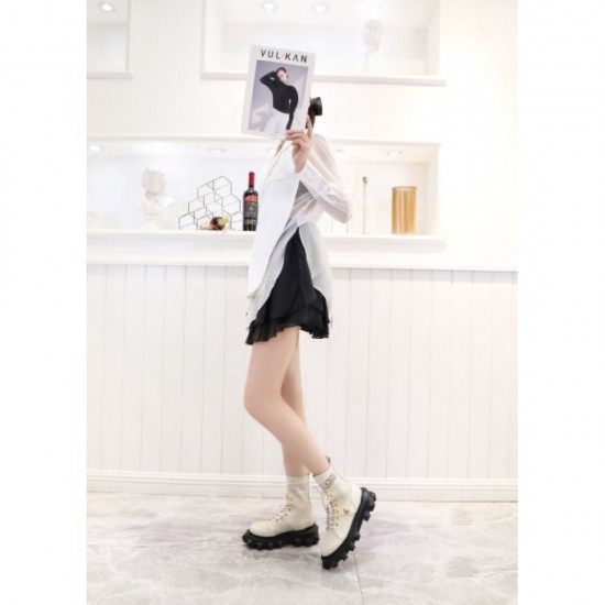 Super cool spring and summer new casual shoes 2022SS VALENTINO Valentino Super cool spring and summer new casual shoes 2022SS VALENTINO Valentino