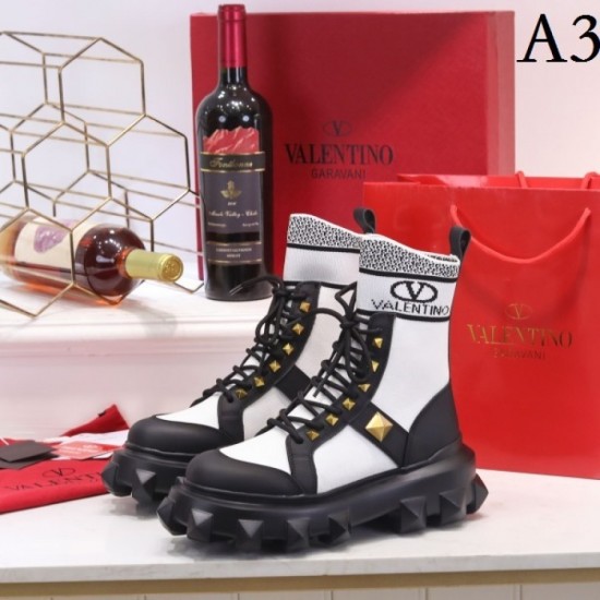 Super cool spring and summer new casual shoes 2022SS VALENTINO Valentino Super cool spring and summer new casual shoes 2022SS VALENTINO Valentino