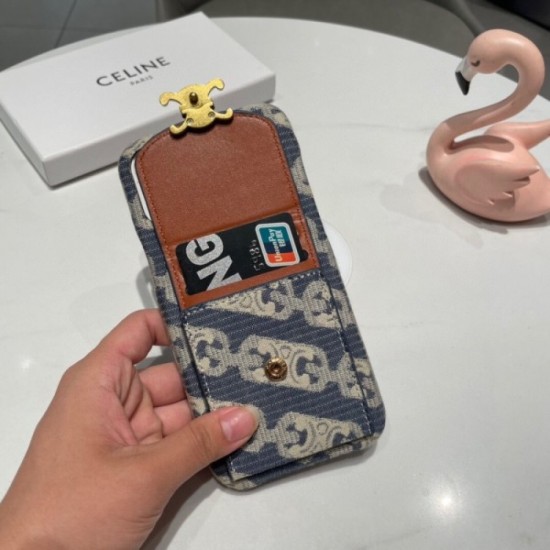 CELINE Celine 2022SS iphone carrying case that I highly recommend CELINE Celine 2022SS iphone carrying case that I highly recommend
