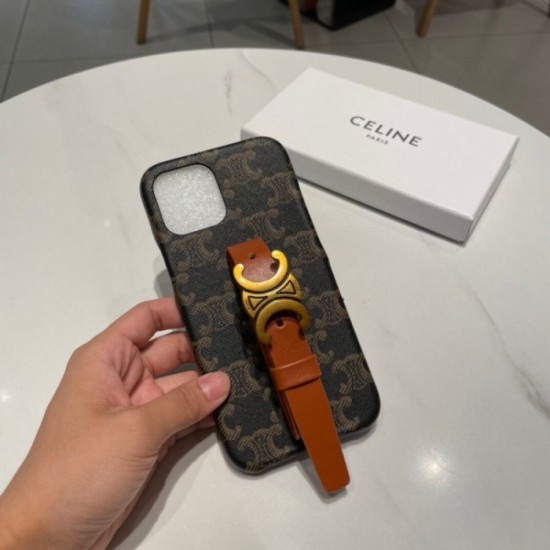 CELINE Celine 2022SS iphone carrying case to be worried about for summer CELINE Celine 2022SS iphone carrying case to be worried about for summer