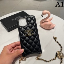 CHANEL 2022SS Wearing fashionable advanced iphone carrying case 2 colors selectable