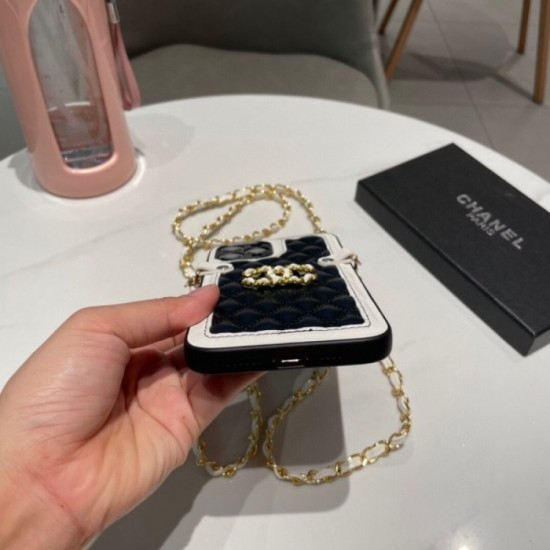 CHANEL 2022SS Spring / Summer new work at once iphone carrying case 2 colors selectable CHANEL 2022SS Spring / Summer new work at once iphone carrying case 2 colors selectable