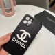 CHANEL 2022SS Spring / Summer latest trend iphone carrying case 2 colors selectable CHANEL 2022SS Spring / Summer latest trend iphone carrying case 2 colors selectable