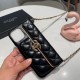 CHANEL 2022SS This year's popular outfit iphone carrying case 2 colors selectable CHANEL 2022SS This year's popular outfit iphone carrying case 2 colors selectable