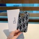 DIOR Dior 2022SS This year's most fashionable iphone carrying case DIOR Dior 2022SS This year's most fashionable iphone carrying case