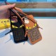 FENDI FENDI 2022SS Notable iphone carrying case this spring / summer FENDI FENDI 2022SS Notable iphone carrying case this spring / summer
