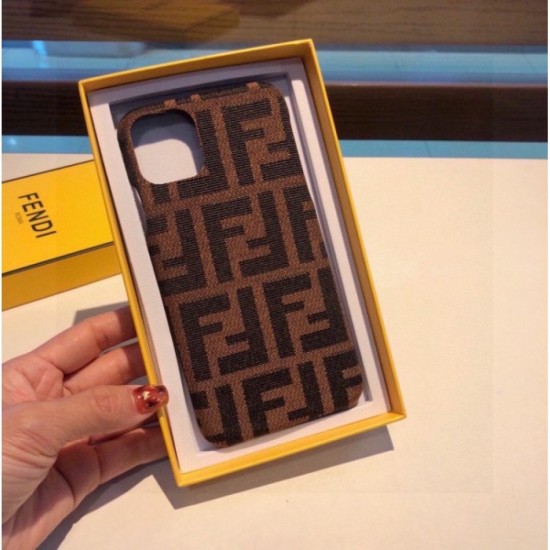 FENDI FENDI 2022SS iphone carrying case that will definitely be popular this summer FENDI FENDI 2022SS iphone carrying case that will definitely be popular this summer