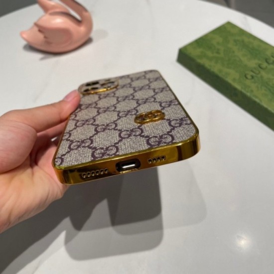 GUCCI Gucci 2022SS trend color iphone carrying case GUCCI Gucci 2022SS trend color iphone carrying case