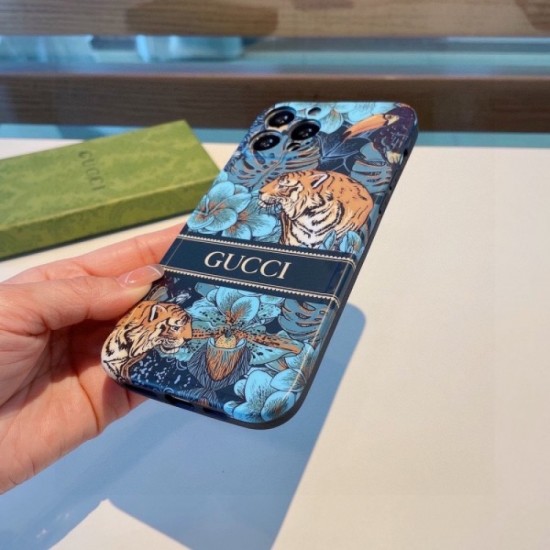 GUCCI Gucci 2022SS classic style iphone carrying case GUCCI Gucci 2022SS classic style iphone carrying case