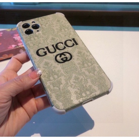 GUCCI Gucci 2022SS Spring-like seasonal iphone carrying case GUCCI Gucci 2022SS Spring-like seasonal iphone carrying case