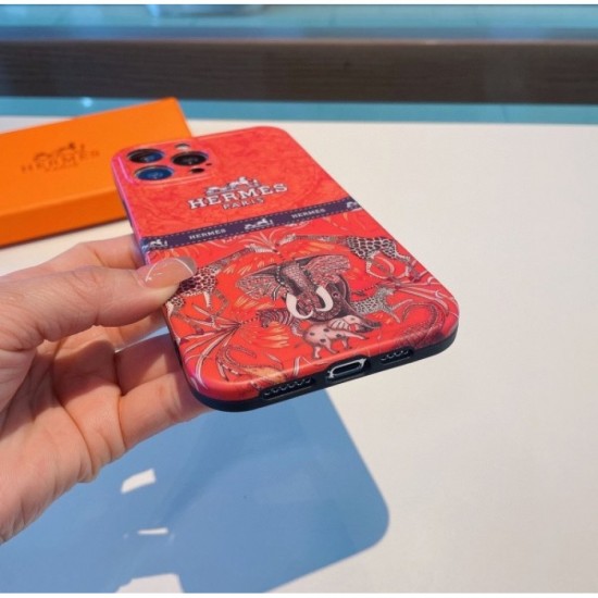 HERMES Hermes 2022SS Now attracting attention iphone carrying case HERMES Hermes 2022SS Now attracting attention iphone carrying case