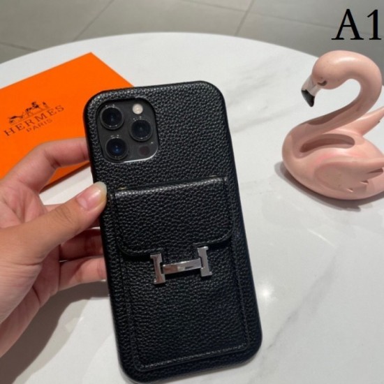HERMES Hermes 2022SS Both popular iphone carrying cases HERMES Hermes 2022SS Both popular iphone carrying cases