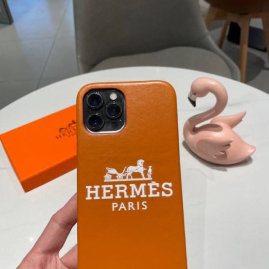 HERMES Hermes 2022SS Brilliant spring-summer iphone carrying case HERMES Hermes 2022SS Brilliant spring-summer iphone carrying case