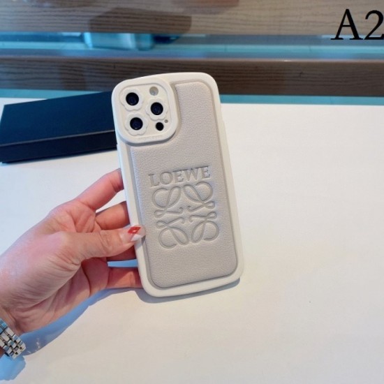 LOEWE Loewe 2022SS Relaxing iphone carrying case LOEWE Loewe 2022SS Relaxing iphone carrying case